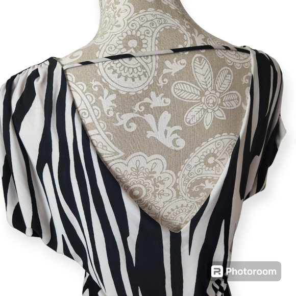 Cache Black & White Zebra Print Open Back Blouson Dress size 6 - Picture 4 of 9